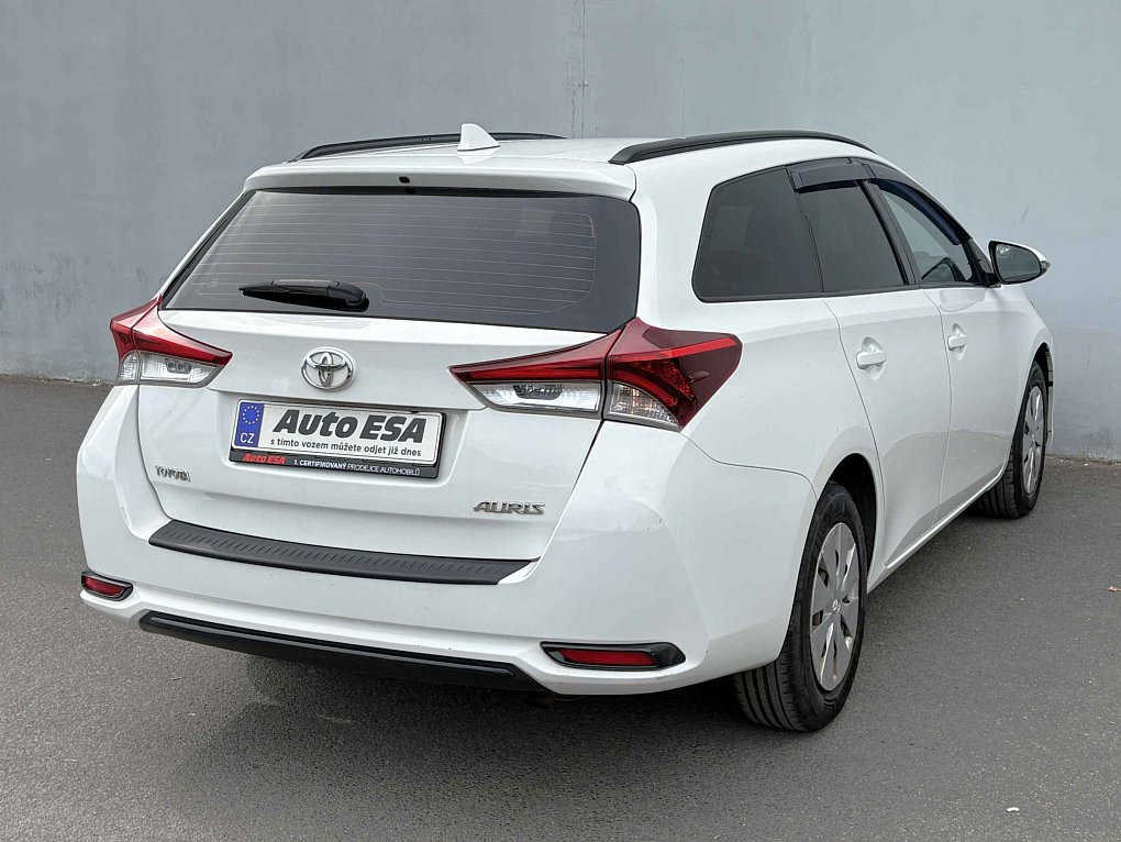 Toyota Auris 1.6i 