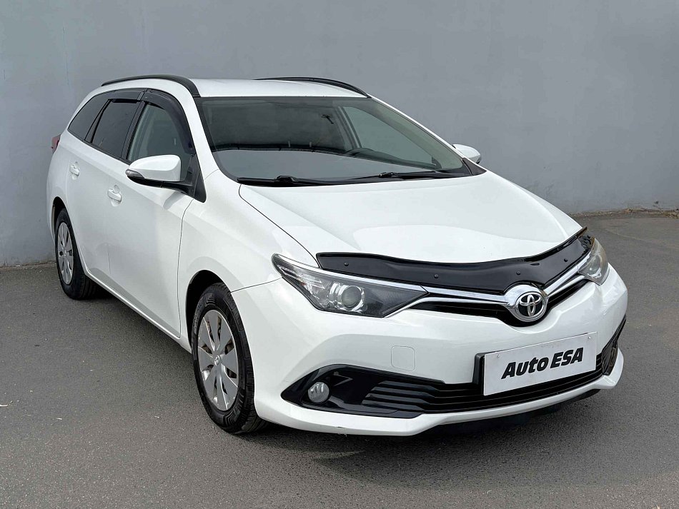 Toyota Auris 1.6i 