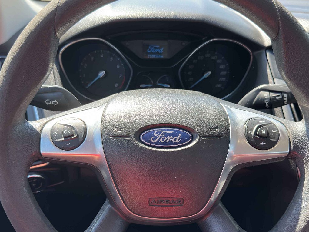 Ford Focus 1.6i 
