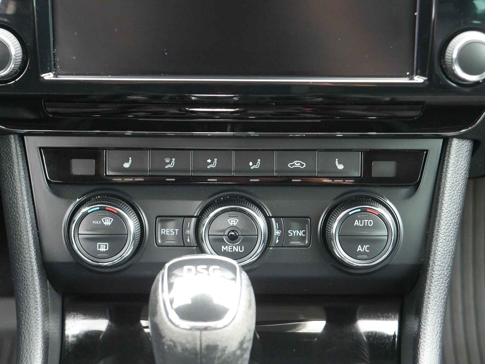 Škoda Superb III 2.0 TDi 
