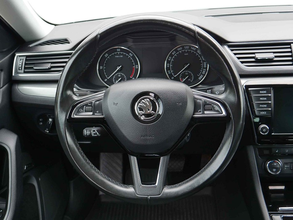 Škoda Superb III 2.0 TDi 
