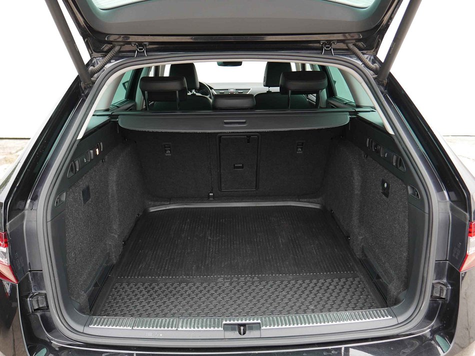 Škoda Superb III 2.0 TDi 