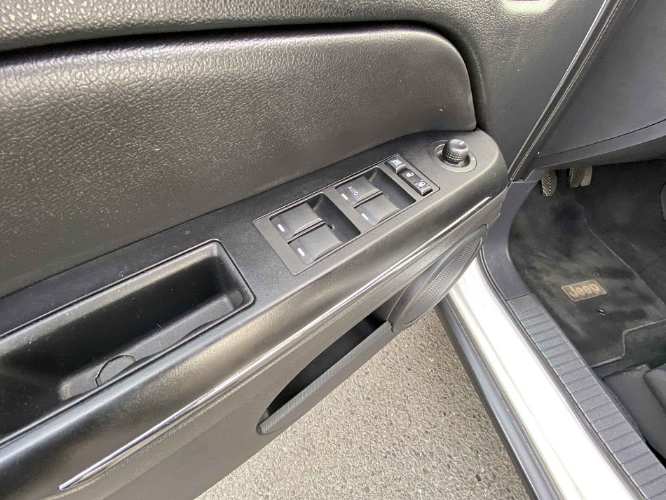 Jeep Compass 2.2 CRDi  4x4