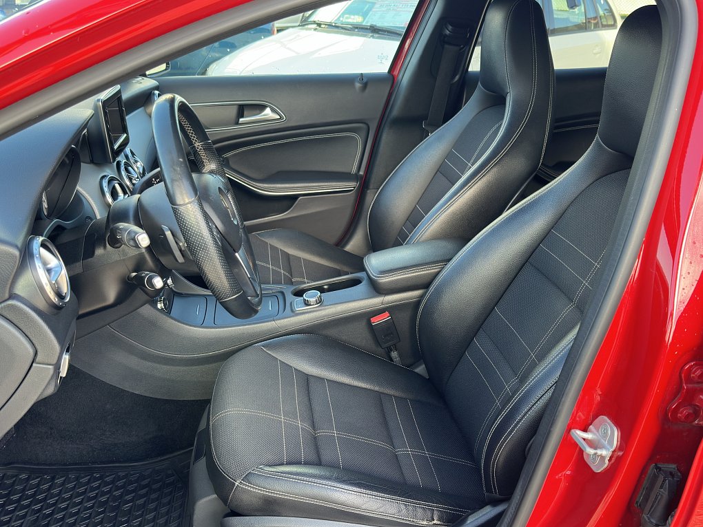 Mercedes-Benz GLA 2.2CDi  200 4Matic