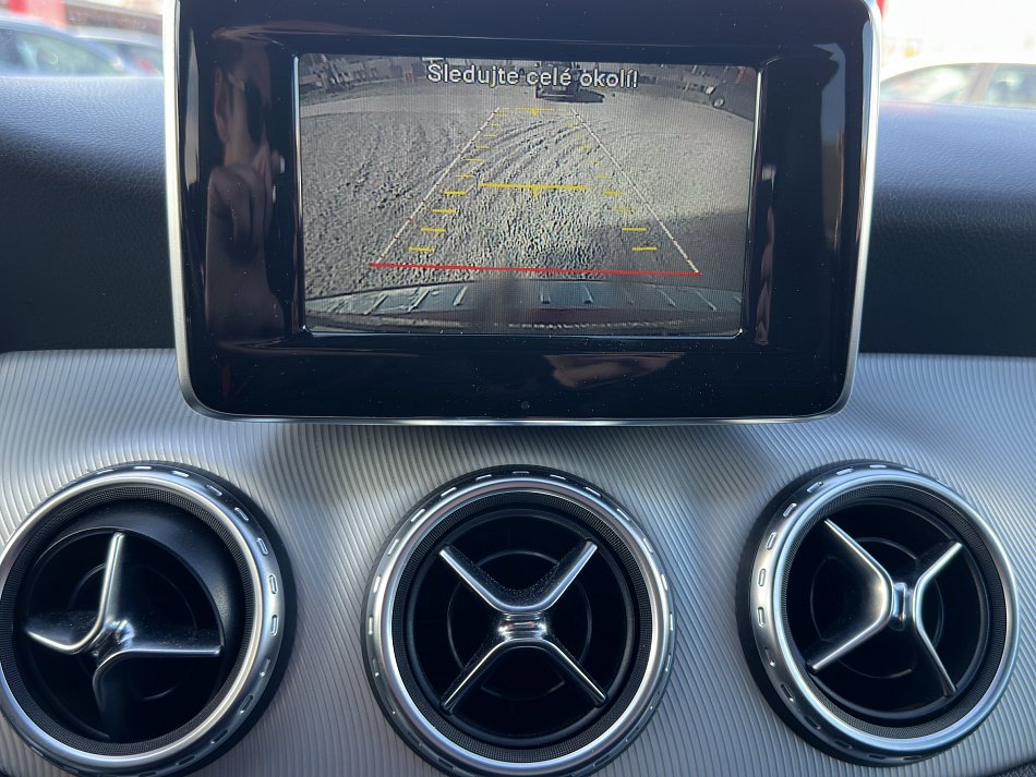 Mercedes-Benz GLA 2.2CDi  200 4Matic