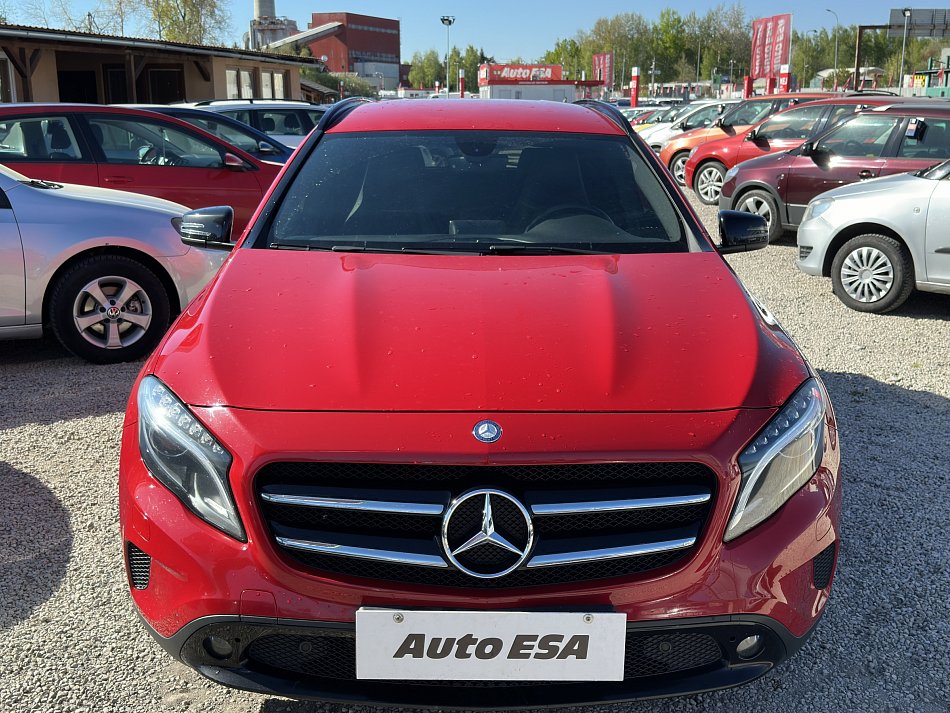 Mercedes-Benz GLA 2.2CDi  200 4Matic