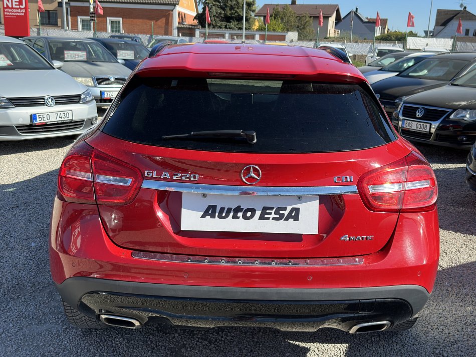 Mercedes-Benz GLA 2.2CDi  200 4Matic