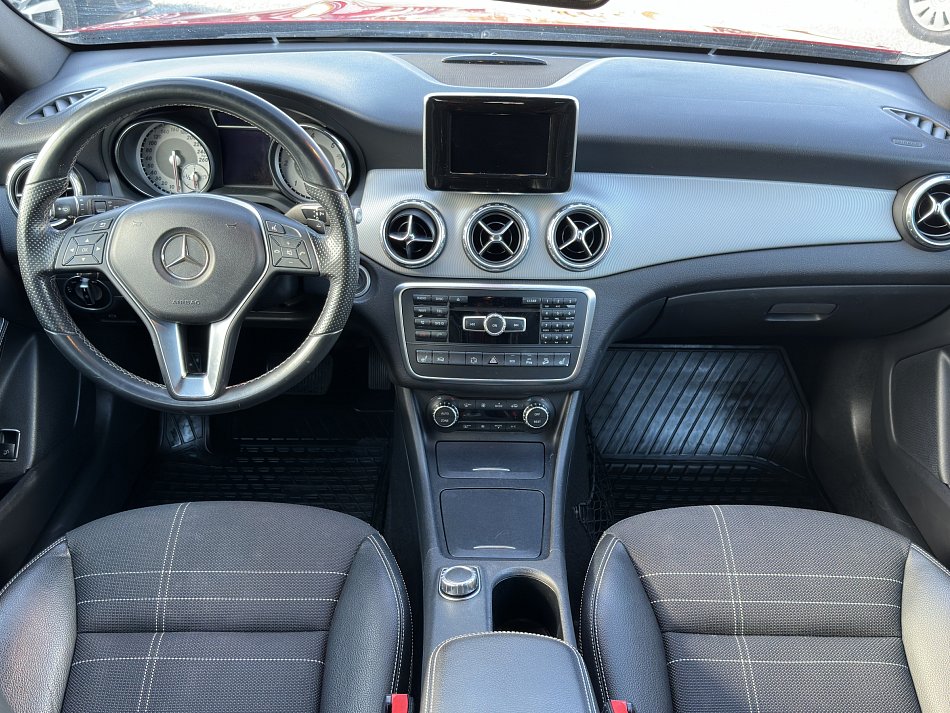 Mercedes-Benz GLA 2.2CDi  200 4Matic