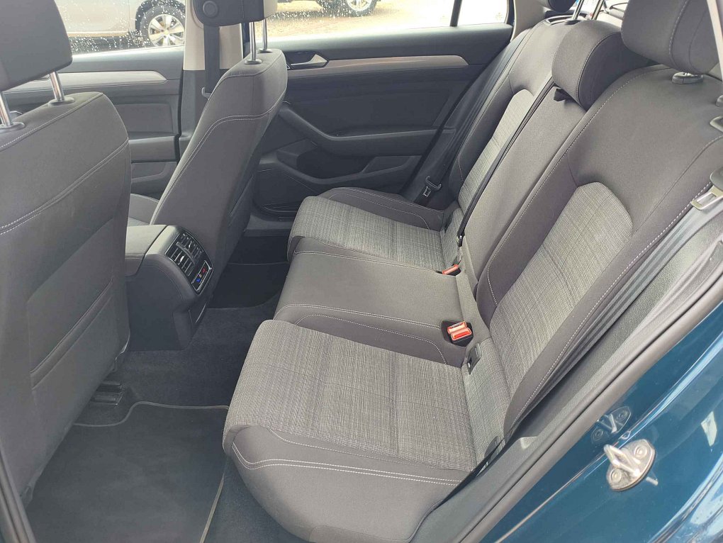 Volkswagen Passat 2.0 TDi Business