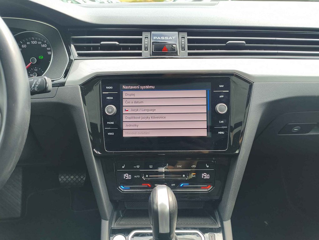 Volkswagen Passat 2.0 TDi Business