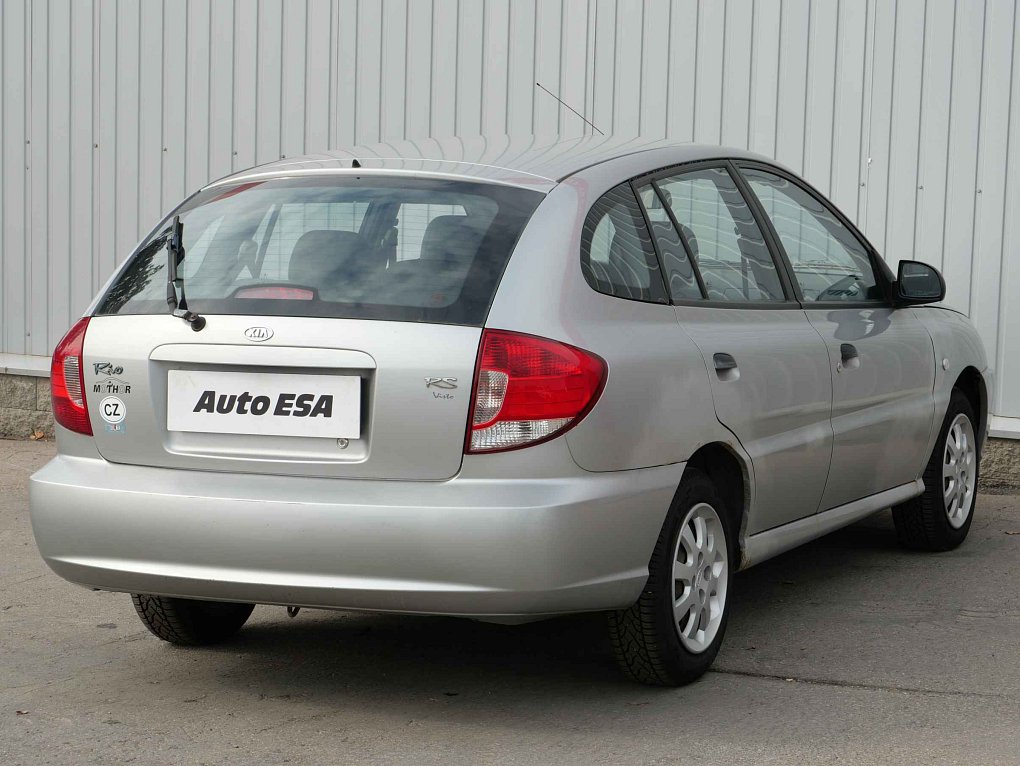 Kia Rio 1.3i 