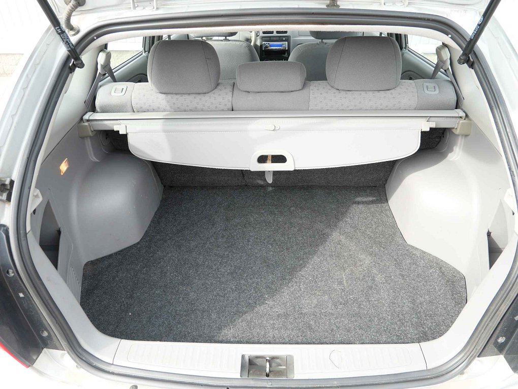 Kia Rio 1.3i 