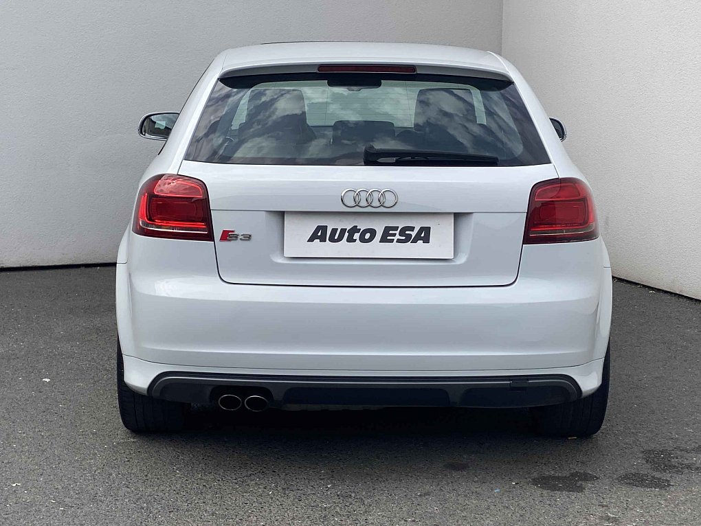 Audi S3 2.0 TFSi  Quattro