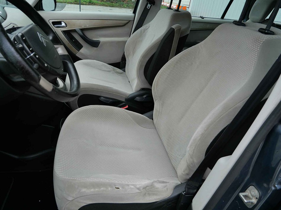 Citroën C4 Picasso 1.8i 