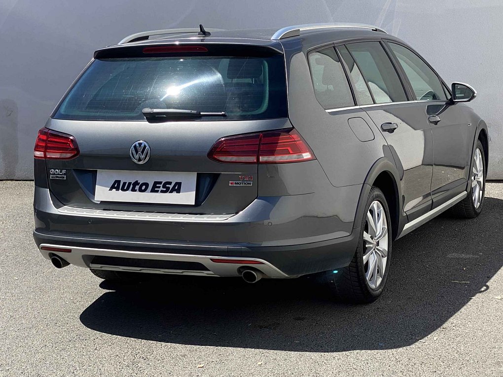 Volkswagen Golf 1.8 TSi Alltrack 4x4