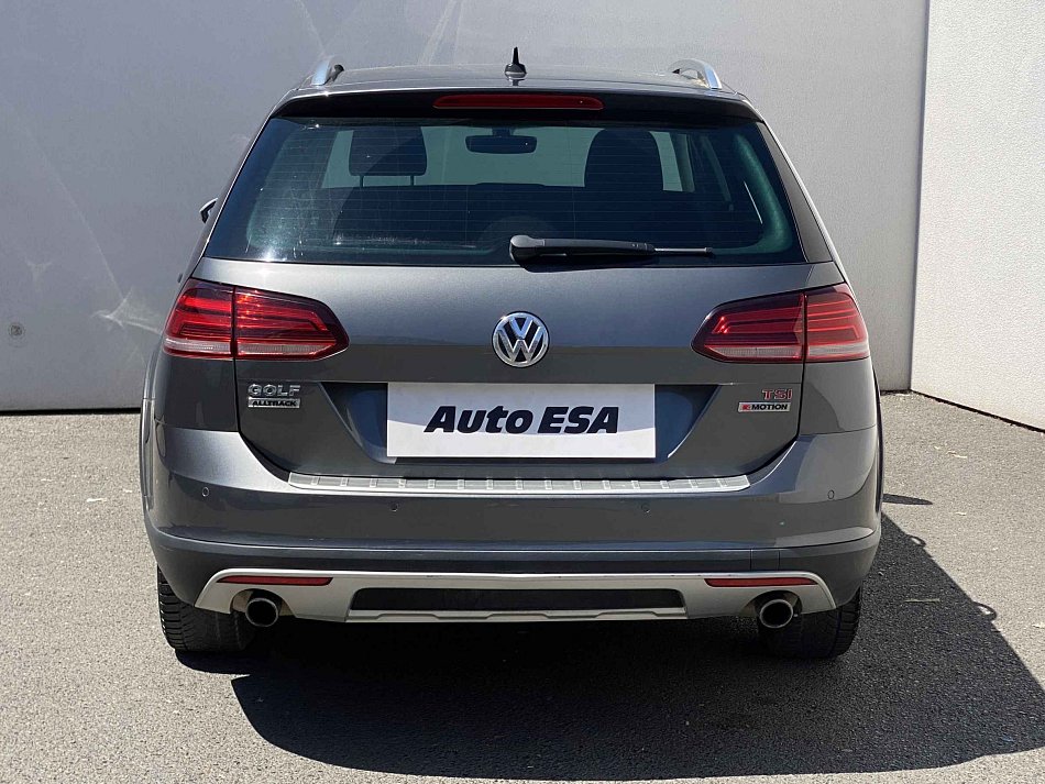 Volkswagen Golf 1.8 TSi Alltrack 4x4