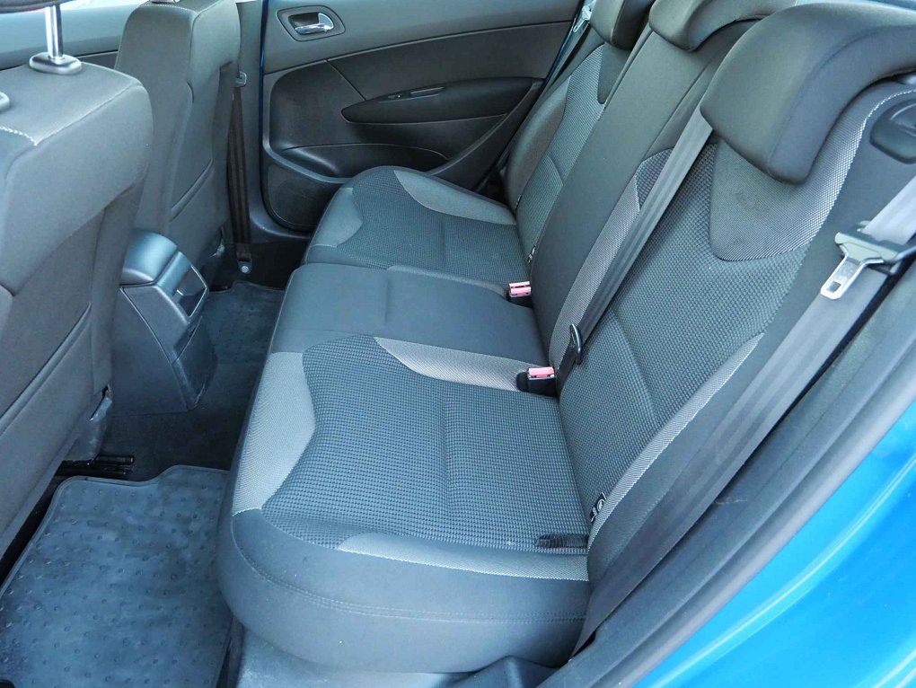 Peugeot 308 1.6 VTi 