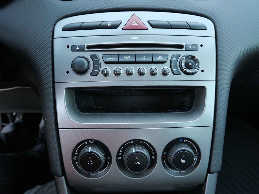 Peugeot 308 1.6 VTi 