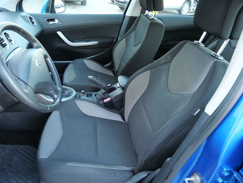Peugeot 308 1.6 VTi 