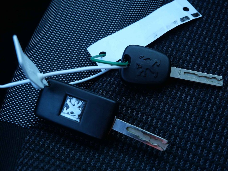 Peugeot 308 1.6 VTi 