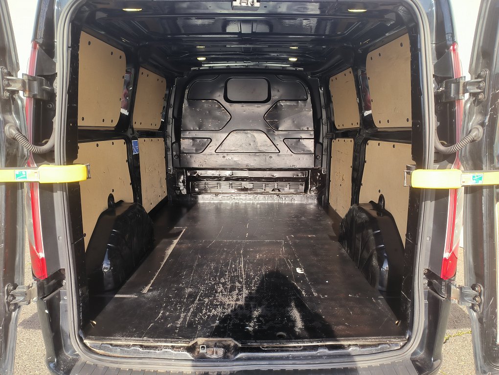 Ford Transit Custom 2.2TDCi Sport L1H1