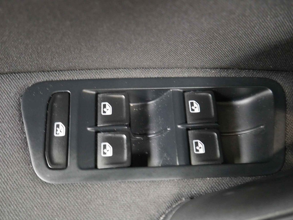 Volkswagen Golf 2.0TDi  4x4