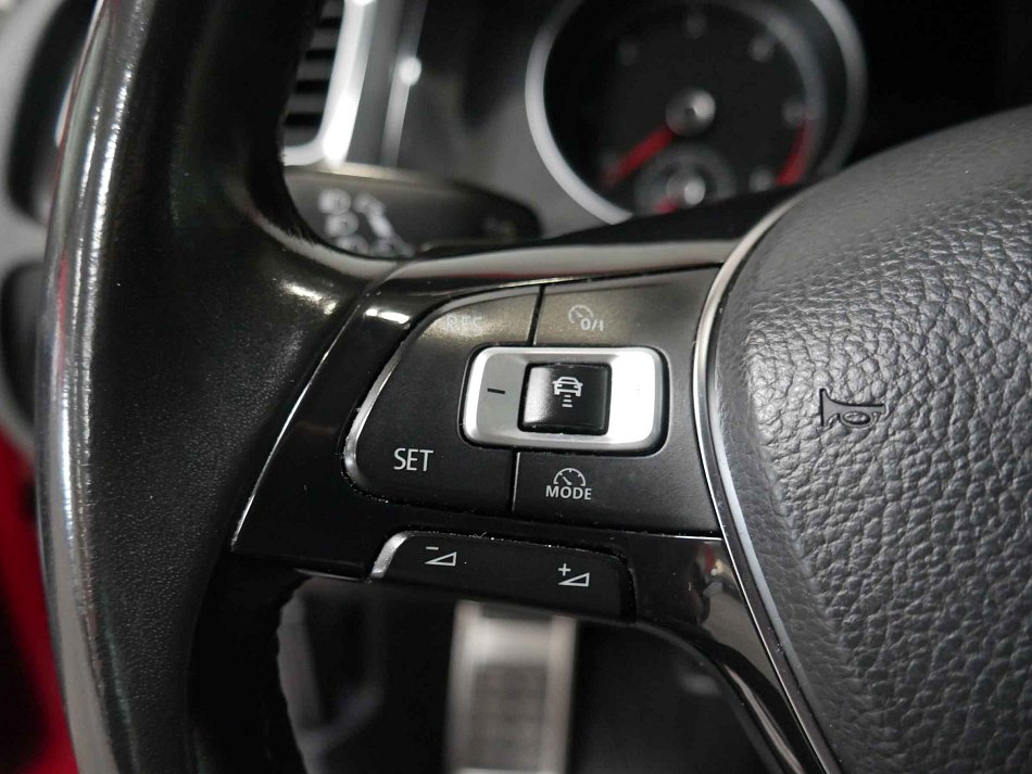 Volkswagen Golf 2.0TDi  4x4