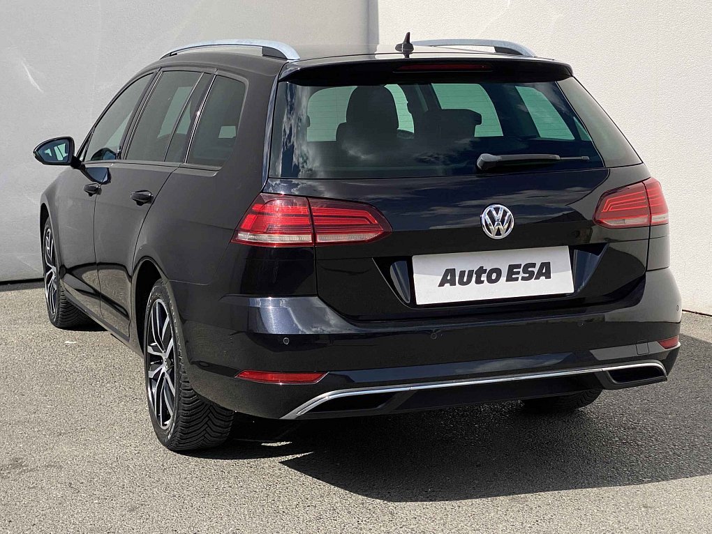 Volkswagen Golf 2.0 TDi Sound