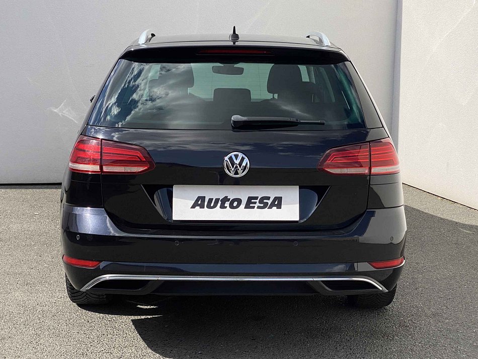Volkswagen Golf 2.0 TDi Sound
