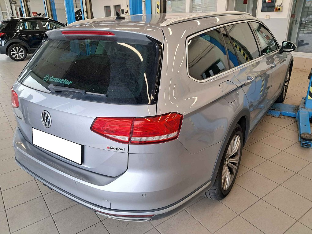 Volkswagen Passat 2.0TDi  4x4