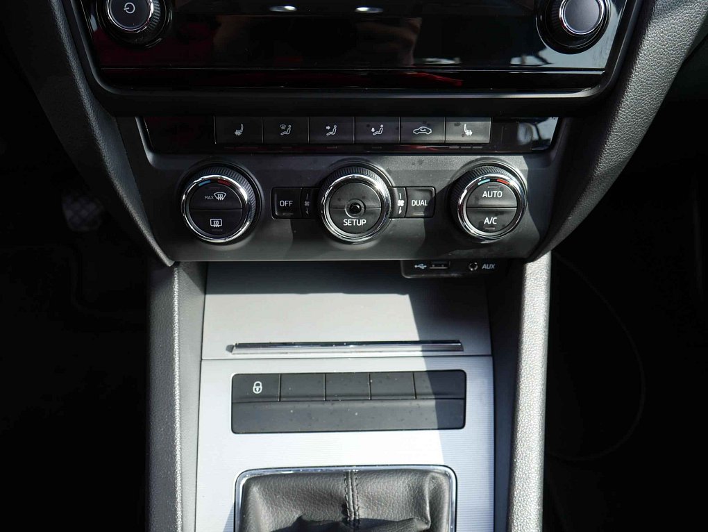 Škoda Octavia III 1.6 TDi Elegance