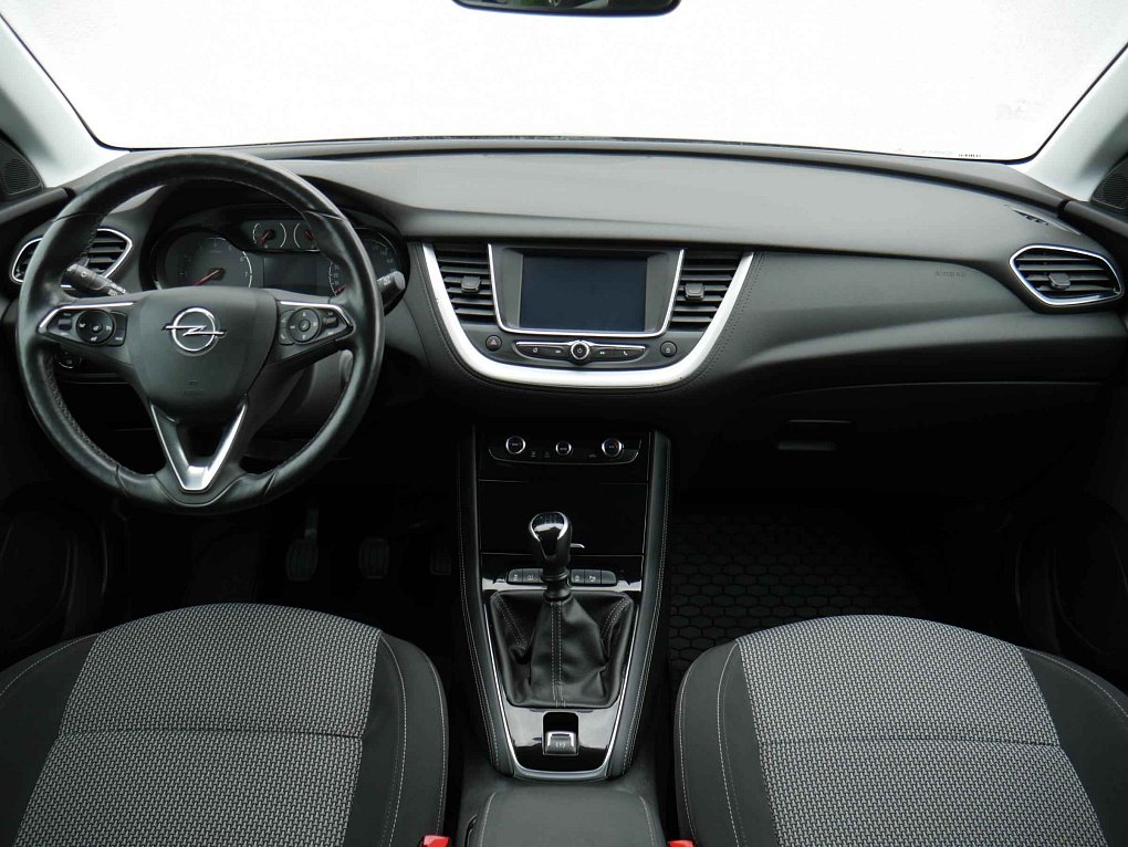 Opel Grandland X 1.2PT 