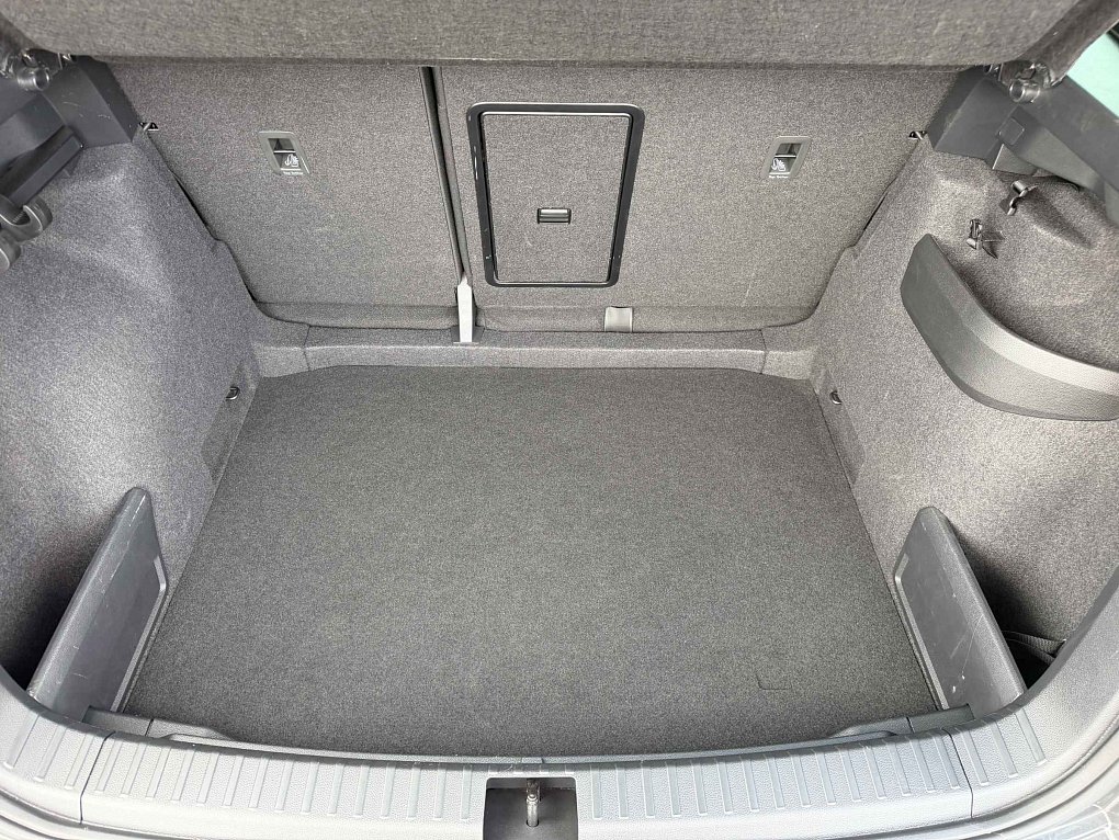 Škoda Karoq 1.5 TSI Selection