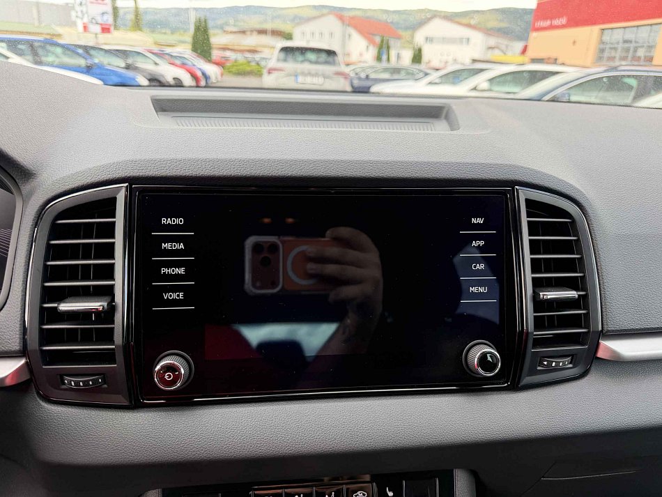 Škoda Karoq 1.5 TSI Selection