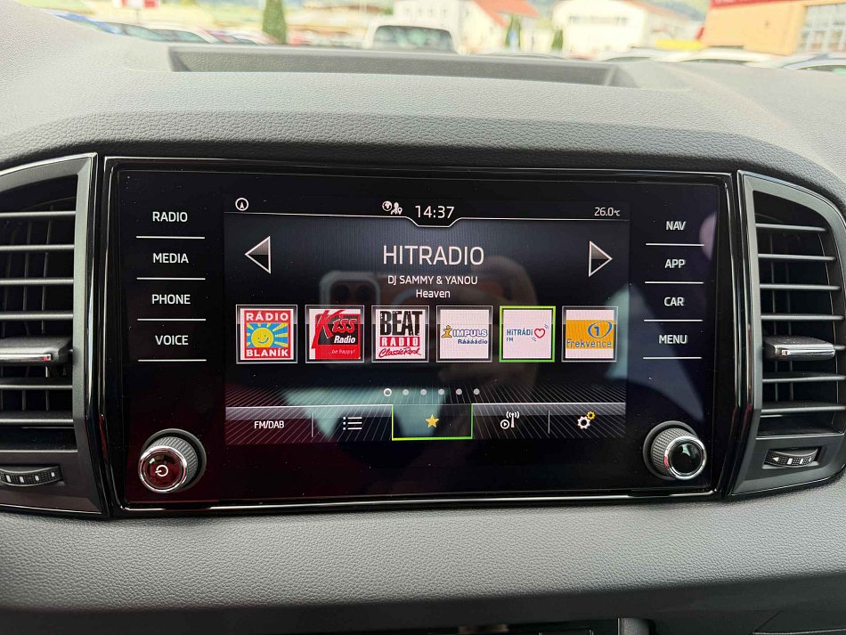 Škoda Karoq 1.5 TSI Selection