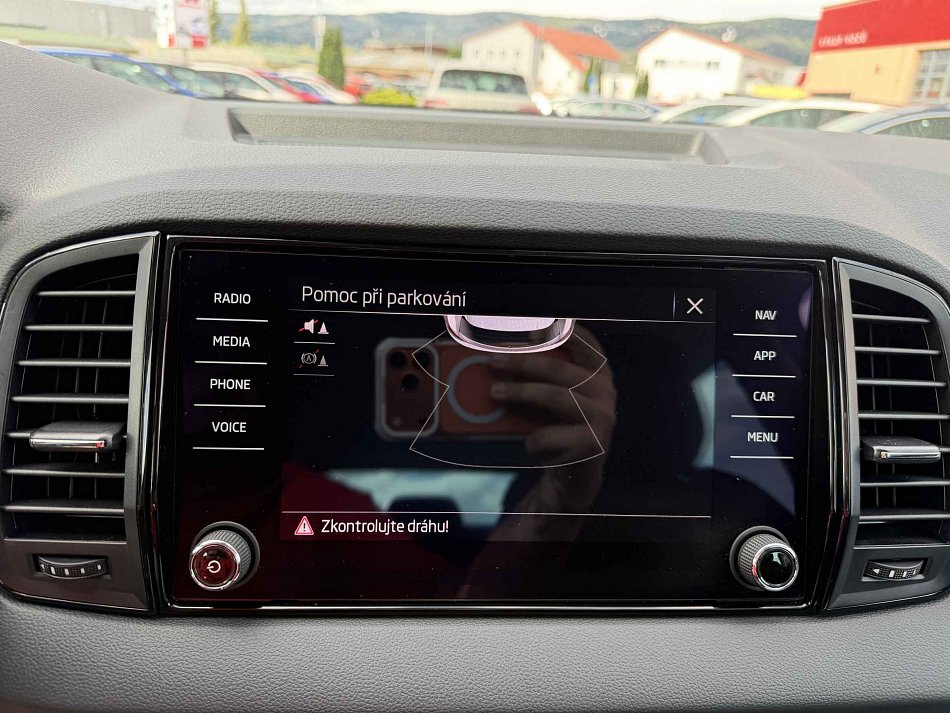 Škoda Karoq 1.5 TSI Selection