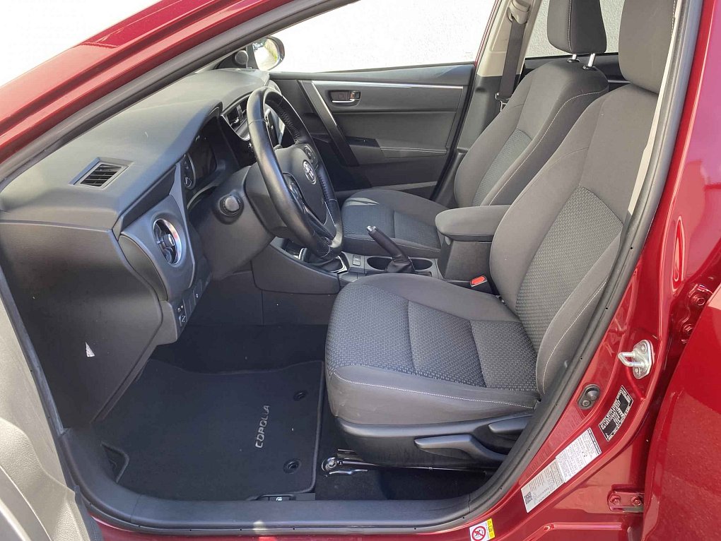 Toyota Corolla 1.6i 