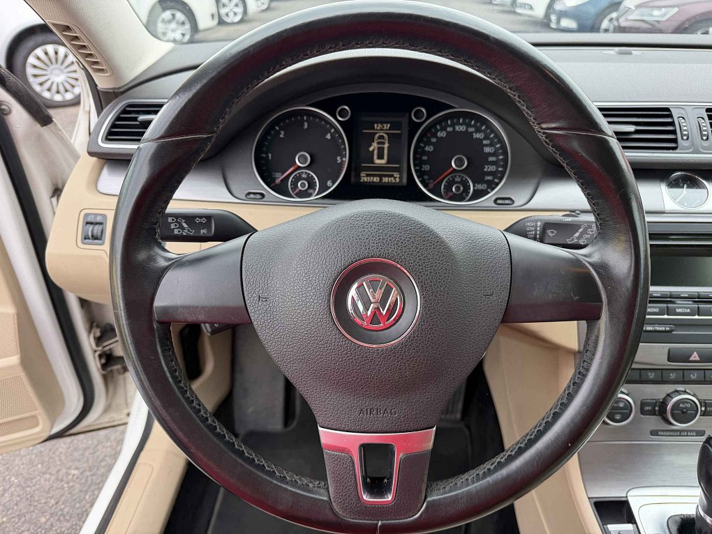 Volkswagen Passat 2.0TDi 