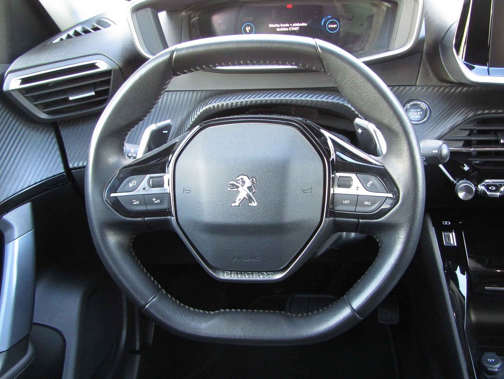 Peugeot 2008 1.2 PT Allure
