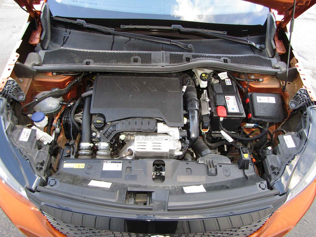 Peugeot 2008 1.2 PT Allure