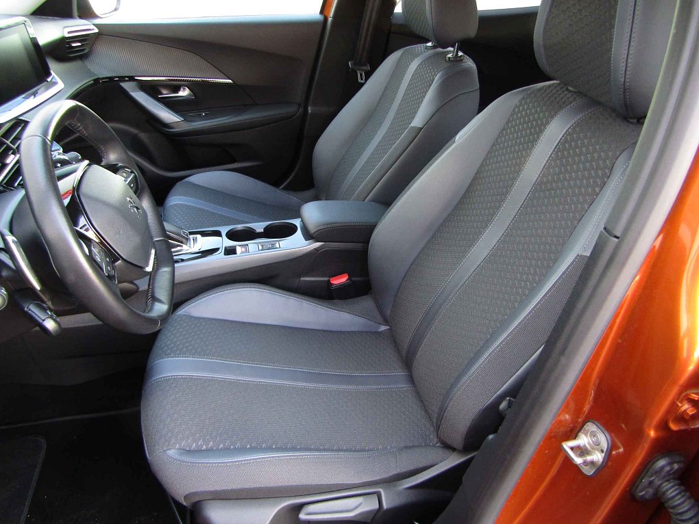 Peugeot 2008 1.2 PT Allure