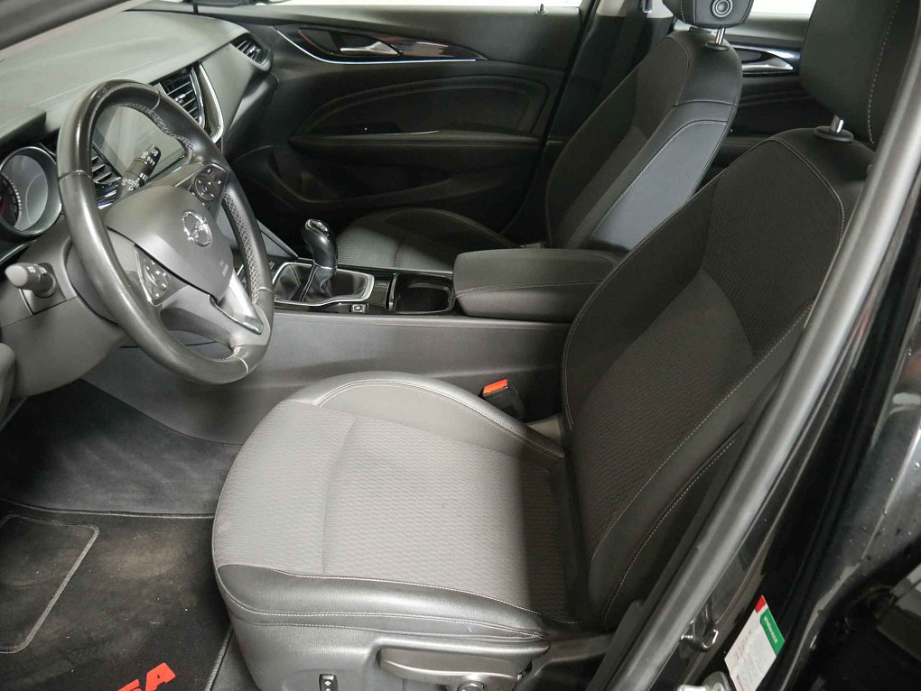 Opel Insignia 2.0CDTi 