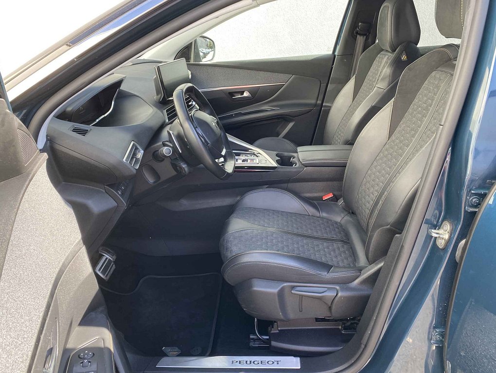 Peugeot 3008 1.2PT Road Trip