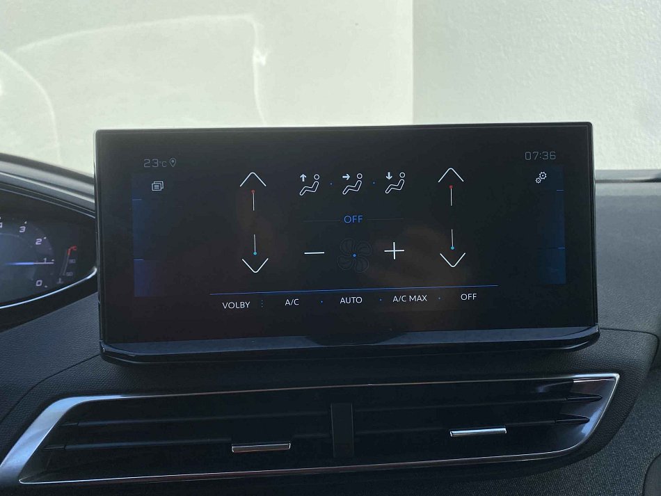 Peugeot 3008 1.2PT Road Trip
