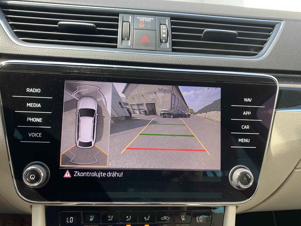 Škoda Superb III 2.0 TDi L&K