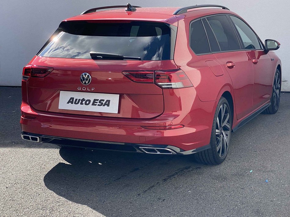 Volkswagen Golf 1.5 TSi 