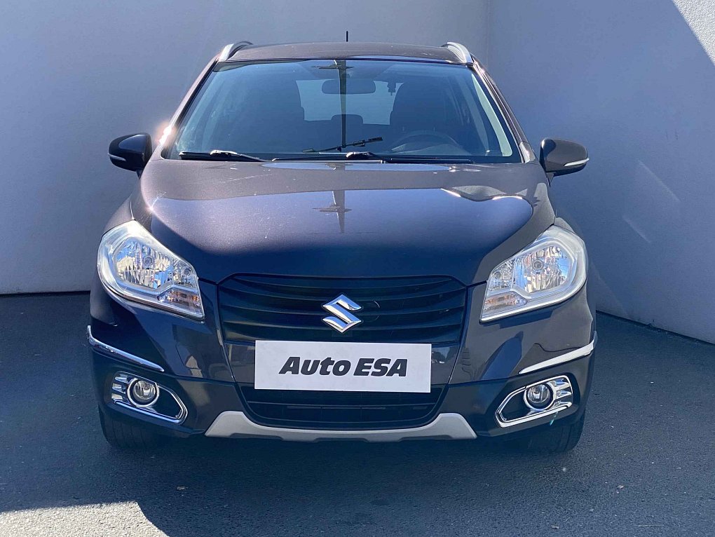 Suzuki S-Cross 1.6 VVT Club