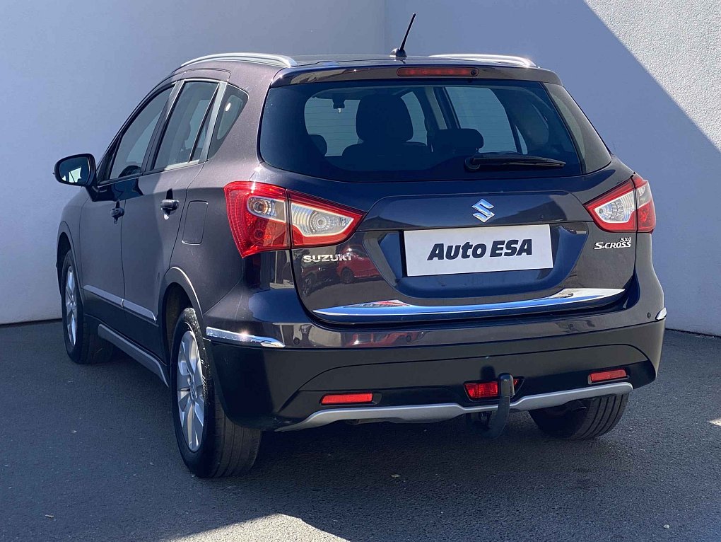 Suzuki S-Cross 1.6 VVT Club