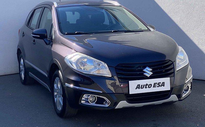 Suzuki S-Cross 1.6 VVT Club