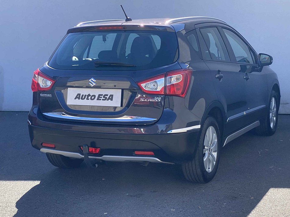 Suzuki S-Cross 1.6 VVT Club